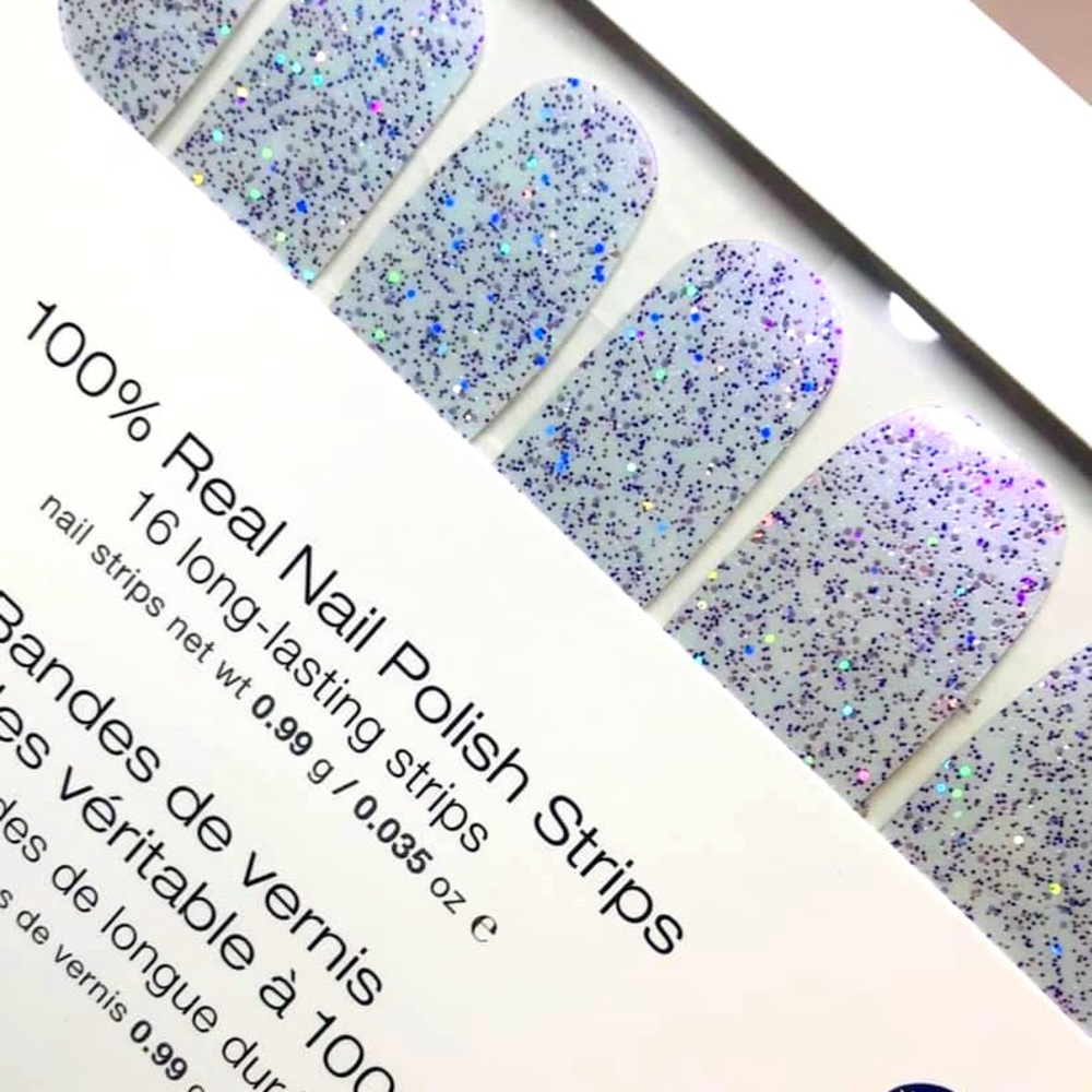 Color Street Nails, Retired set
Bundle and save on shipping per set!